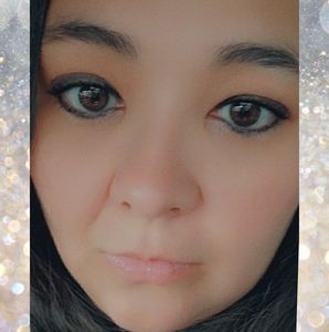 Meet your Posher, Cora